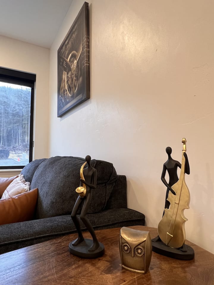 Pet Friendly, Accessible, Comfort, Convenient 106 - Juneau, AK