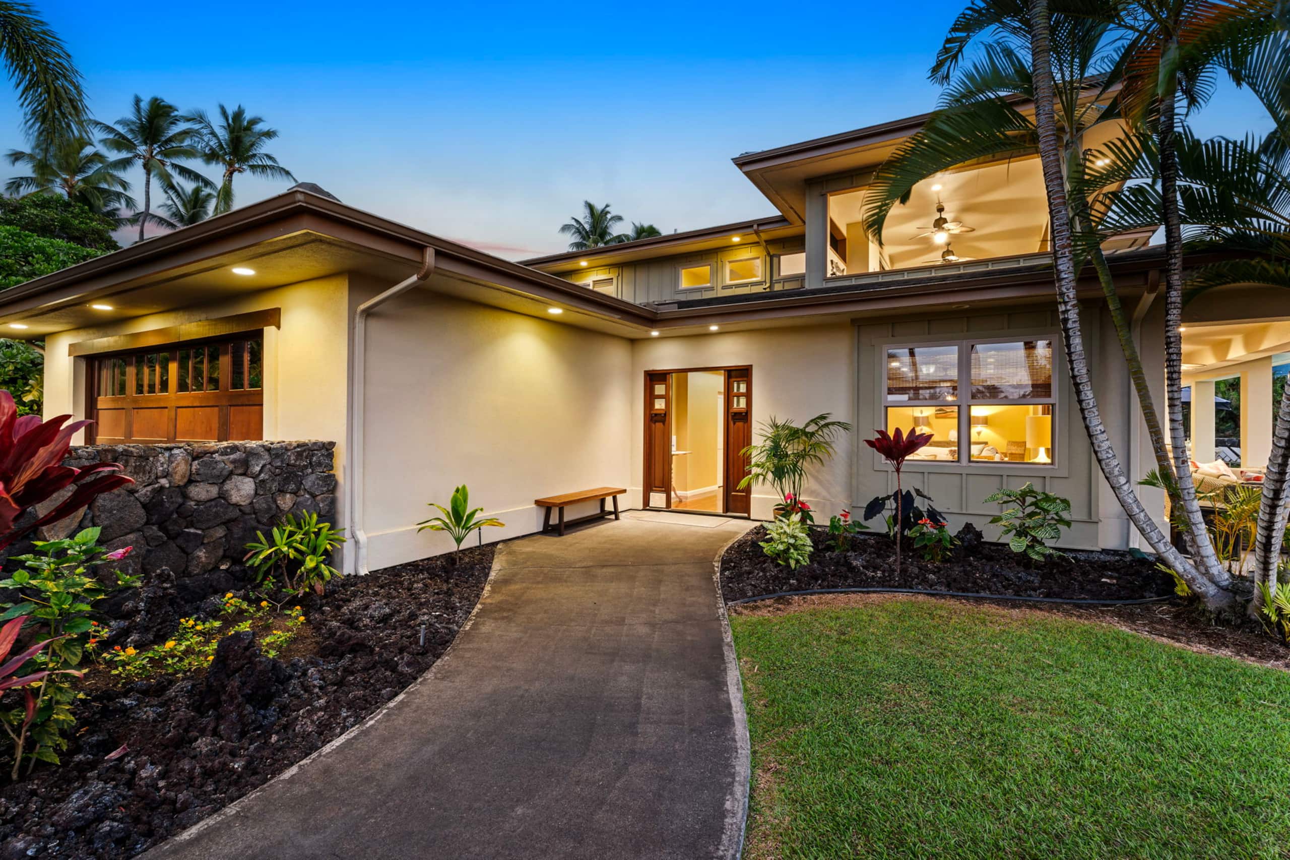 Home in Kailua-Kona · ★4.88 · 4 bedrooms · 6 beds · 3.5 baths - Image 52