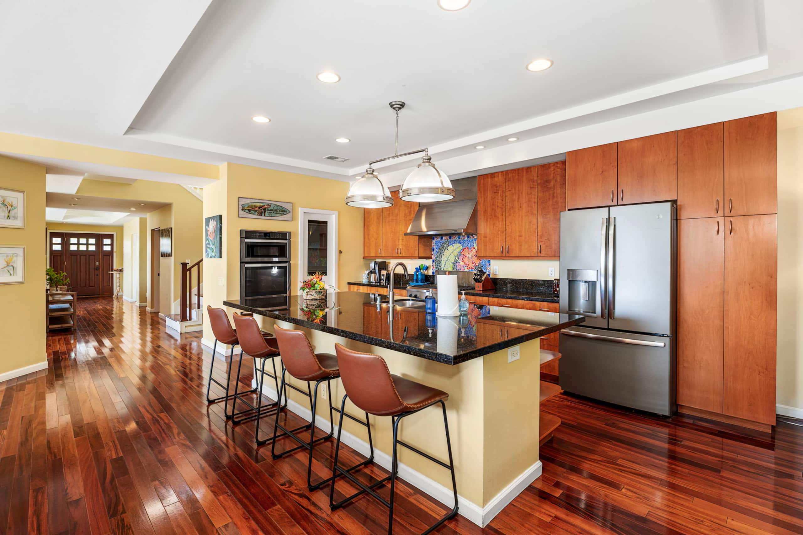 Home in Kailua-Kona · ★4.88 · 4 bedrooms · 6 beds · 3.5 baths - Image 27