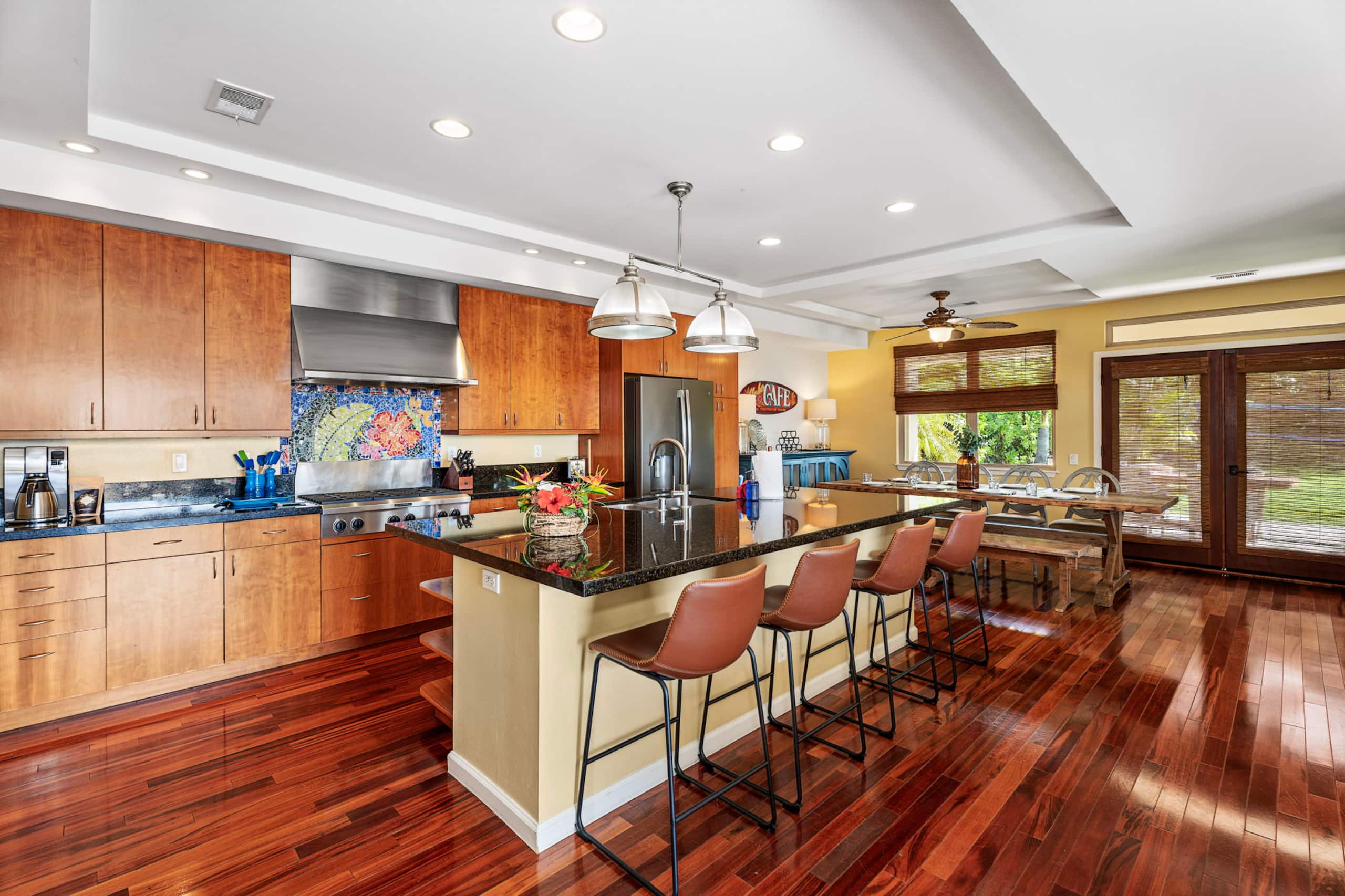 Home in Kailua-Kona · ★4.88 · 4 bedrooms · 6 beds · 3.5 baths - Image 21