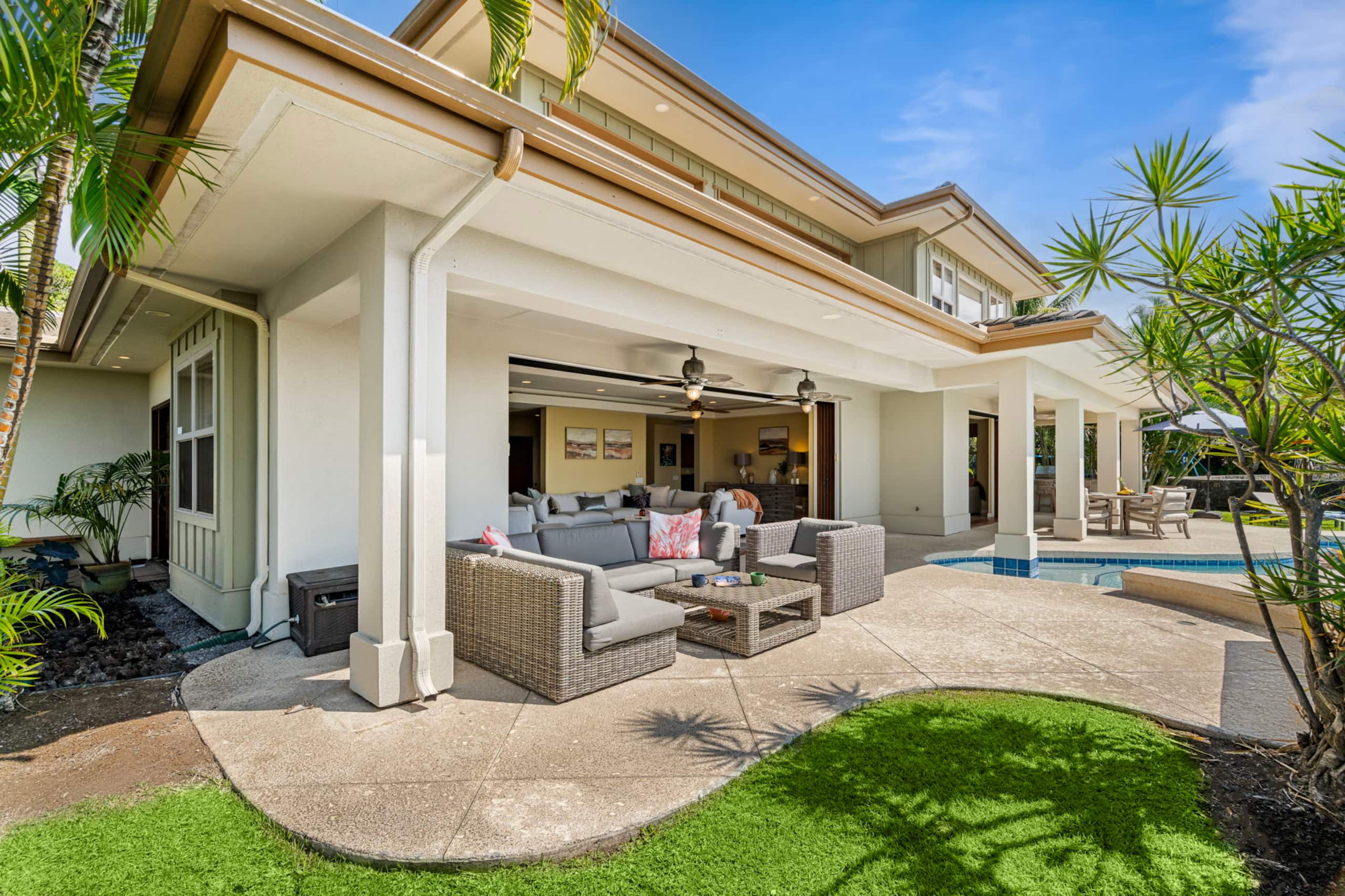 Home in Kailua-Kona · ★4.88 · 4 bedrooms · 6 beds · 3.5 baths - Image 42