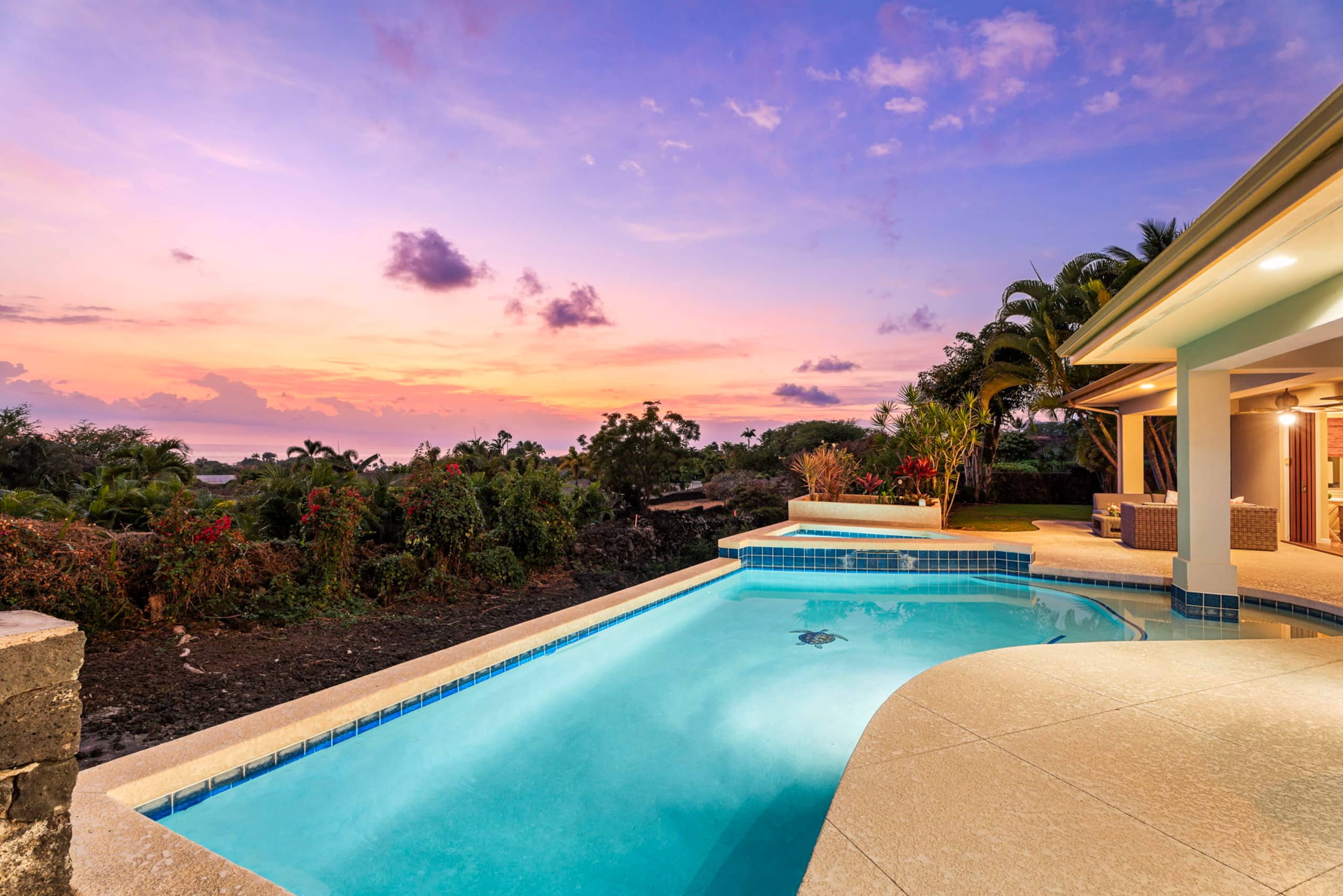 Home in Kailua-Kona · ★4.88 · 4 bedrooms · 6 beds · 3.5 baths - Image 16