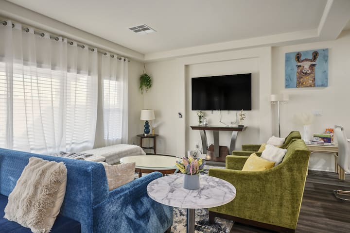 5BR Dream Vegas stay | BBQ + Games | Near Strip