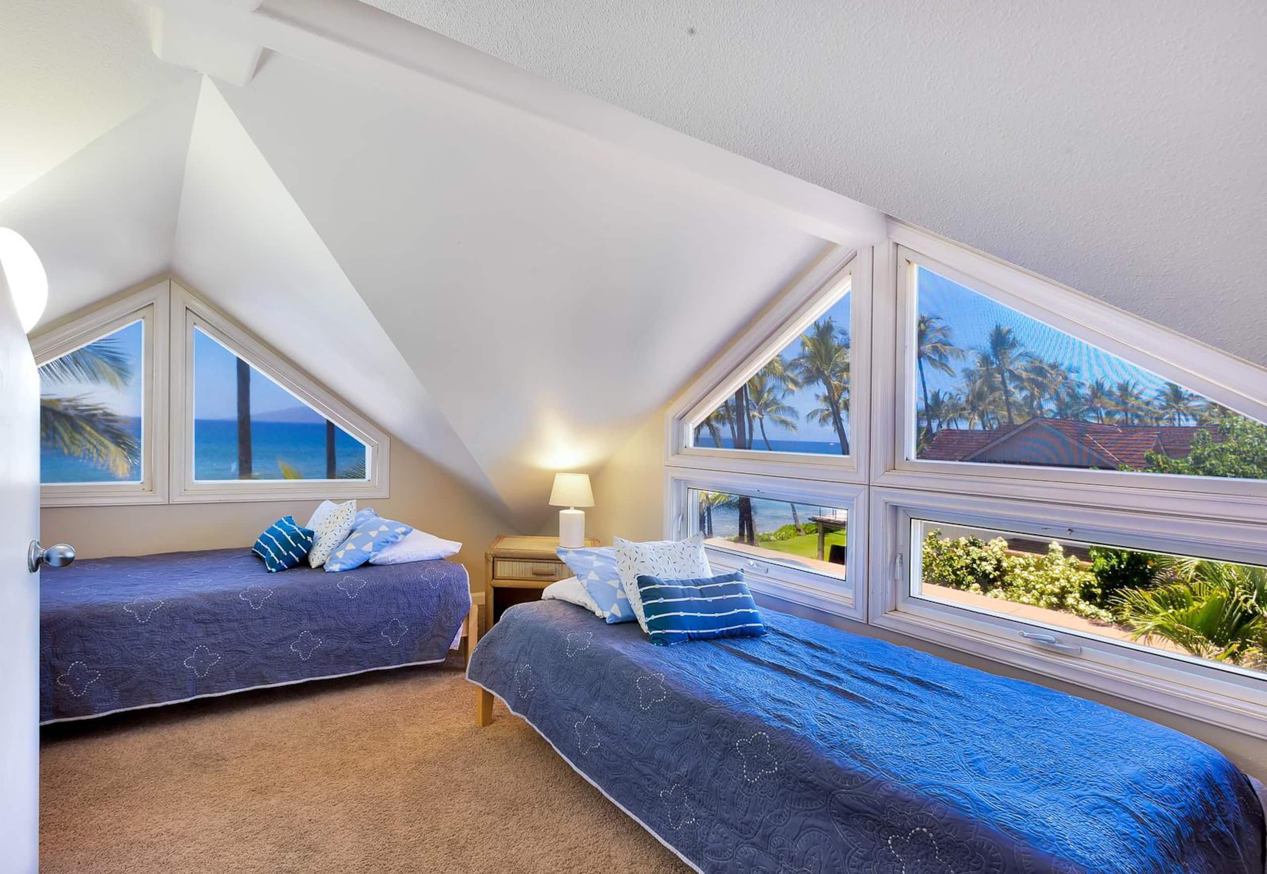 272-1 Amazing views. Oceanfront! - Image 18