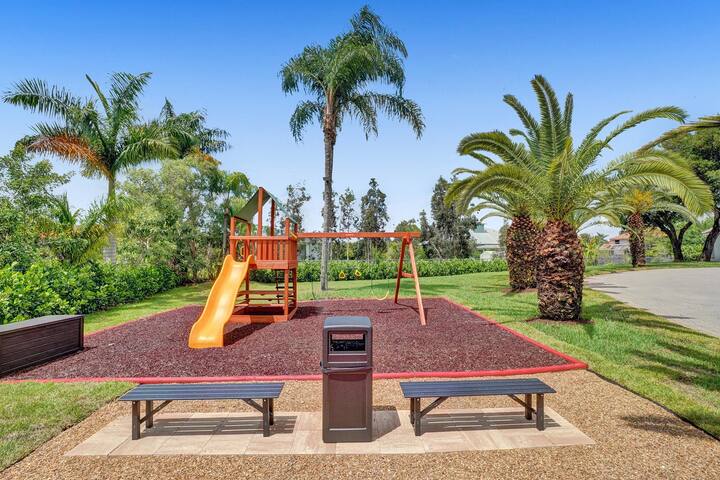 The Grand Luxe 8BR Villa w POOL and basketball gallery image 5