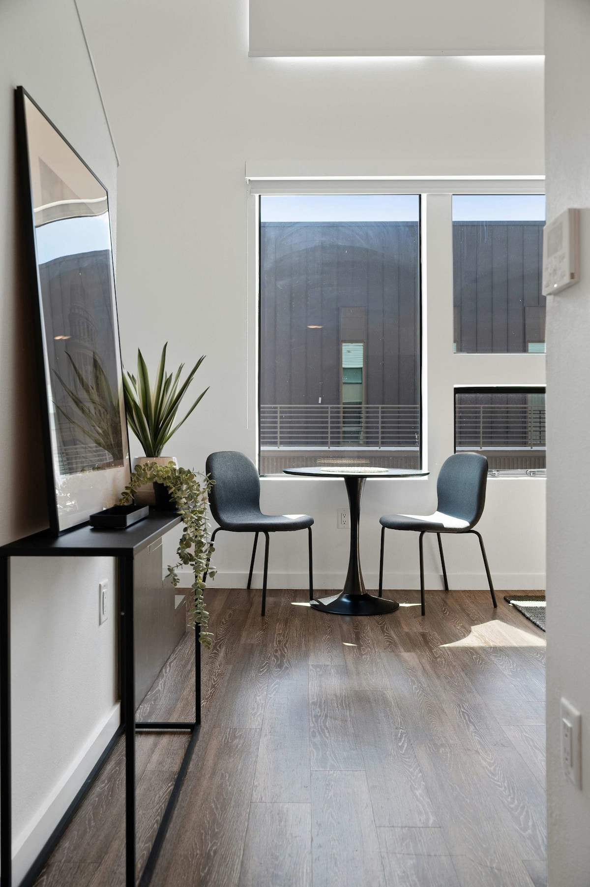 Charming Loft in DT ATX | Short Walk to Rainey St