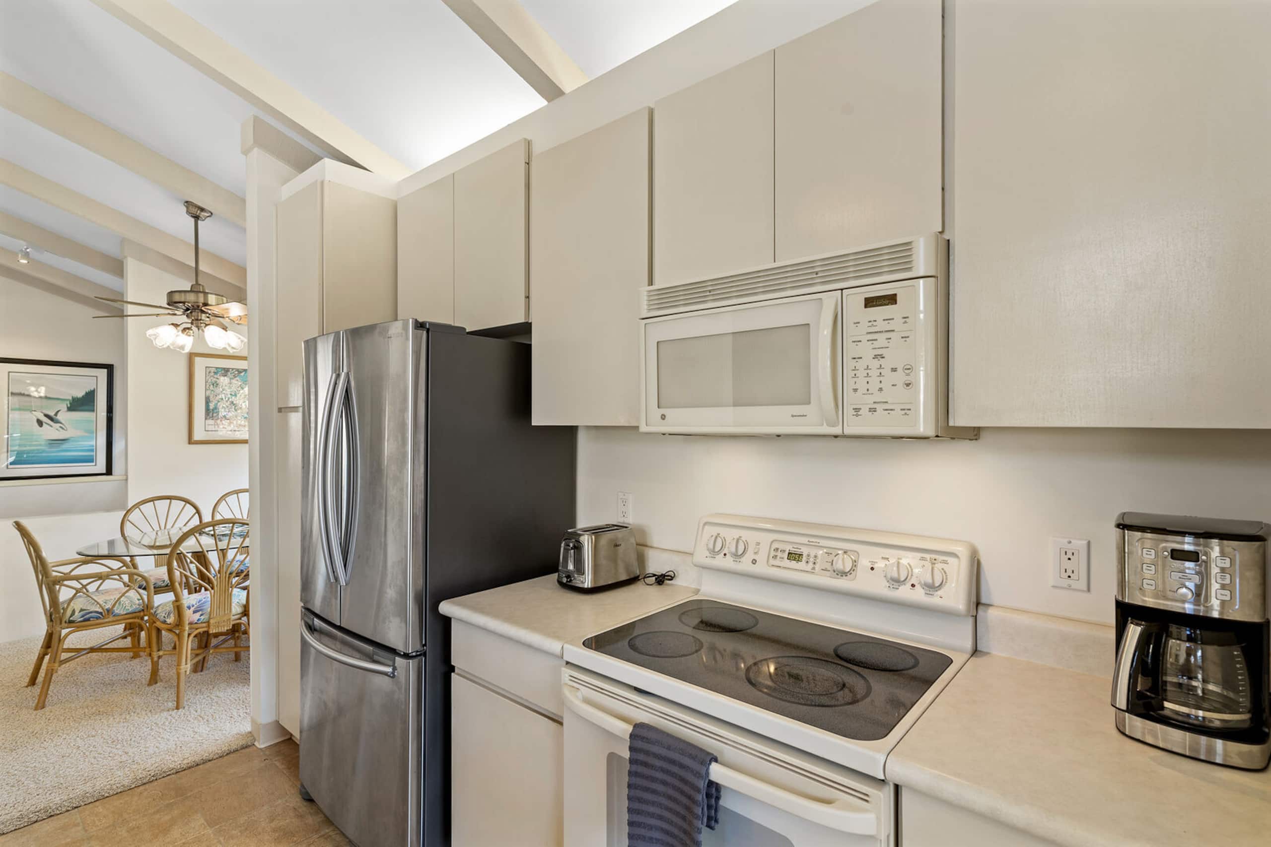 Condo in Kihei · ★4.4 · 2 bedrooms · 3 beds · 2.5 private baths - Image 21