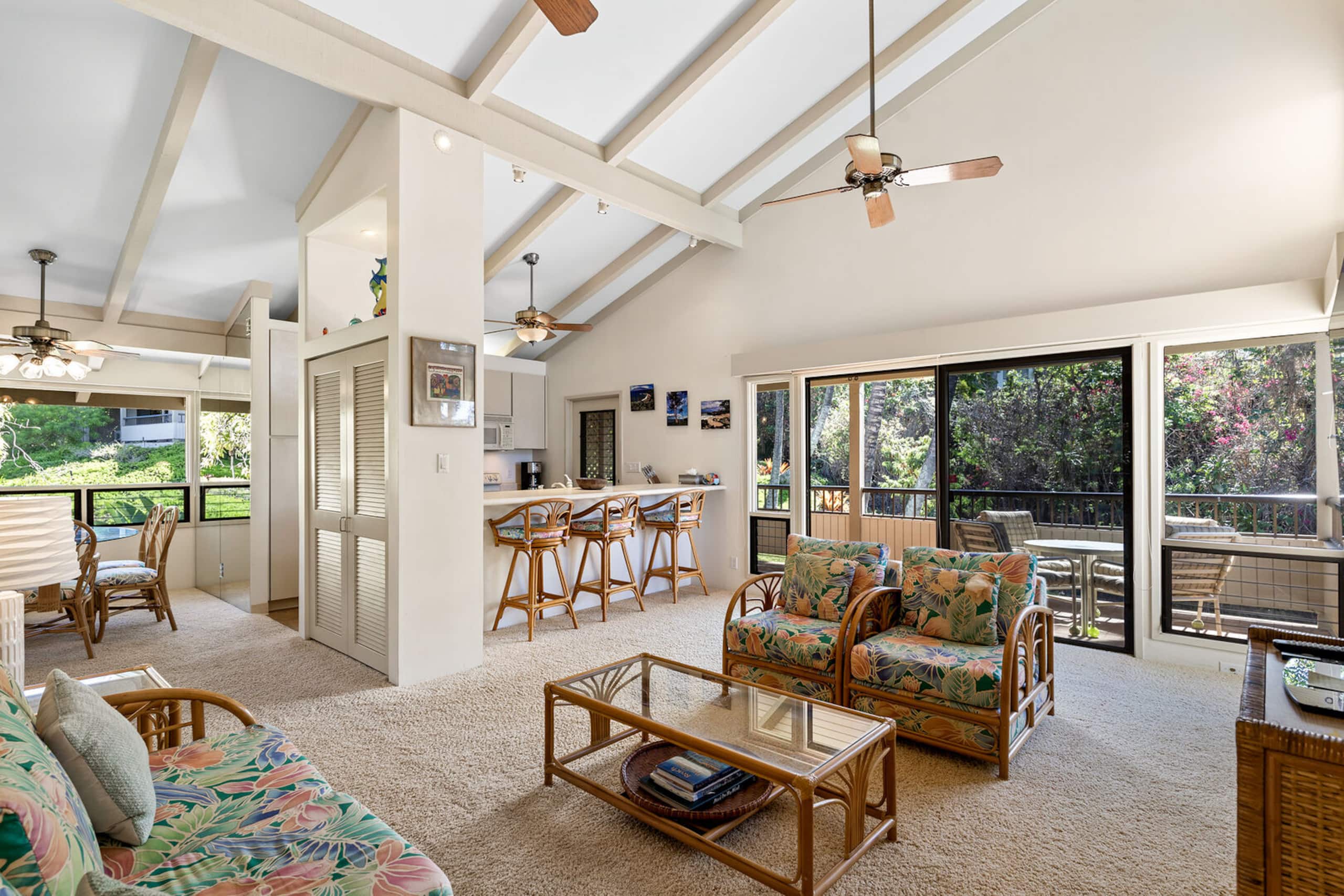 Condo in Kihei · ★4.4 · 2 bedrooms · 3 beds · 2.5 private baths - Image 16