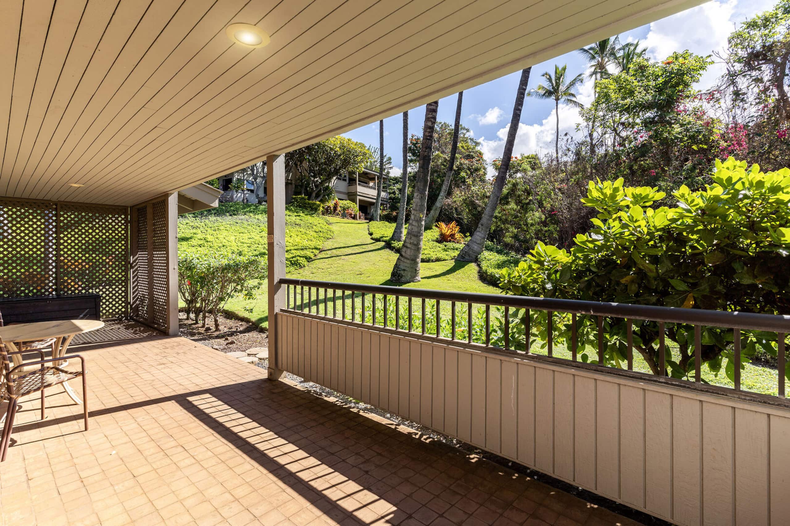 Condo in Kihei · ★4.4 · 2 bedrooms · 3 beds · 2.5 private baths - Image 43