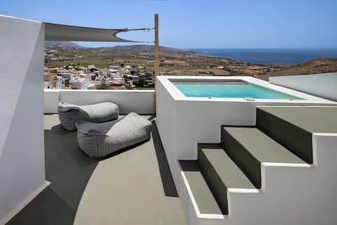 Amphora Thalassa Seaview Gem w/ Private Jacuzzi