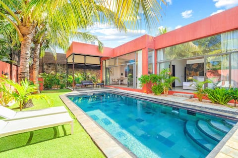 Idyllic Villa with Private Pool