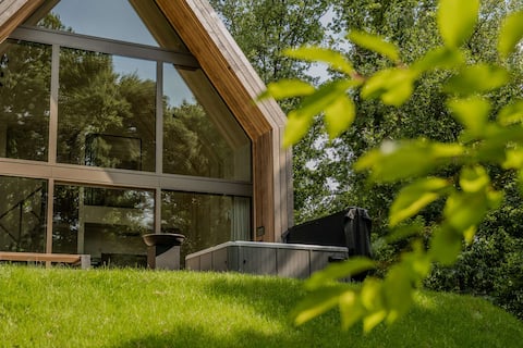 Lodge with Jacuzzi | 4 people