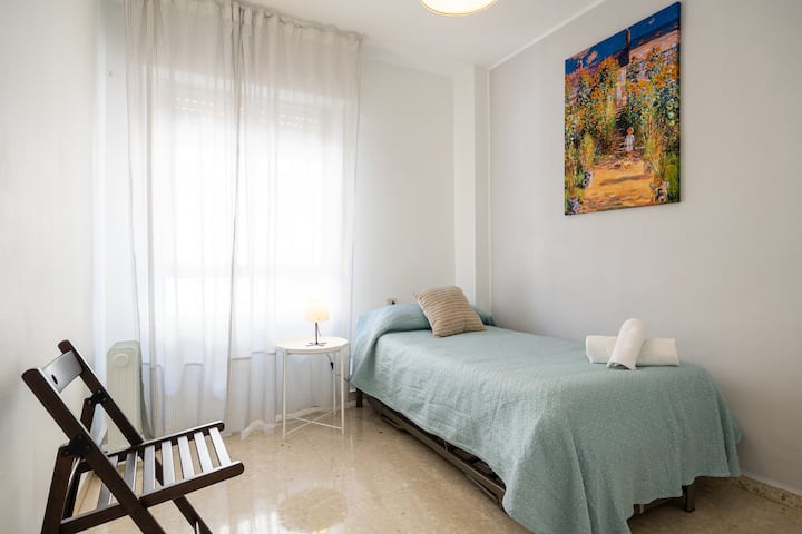 View (de propiedad / habitación), View (from property/room)