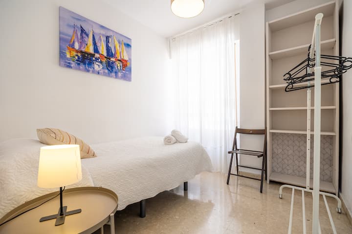 View (de propiedad / habitación), View (from property/room)