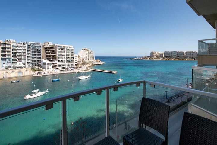 Bay View Seafront Apartment 4 - Malte