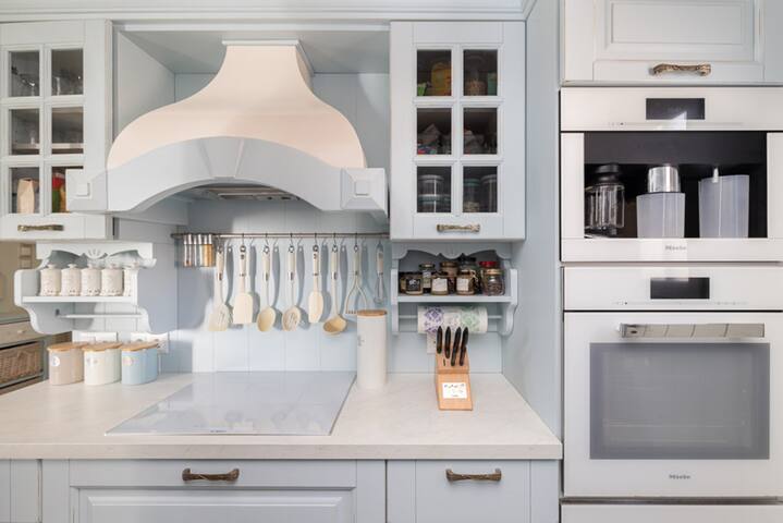 Villa Helíos on Golden Beach gallery image 5