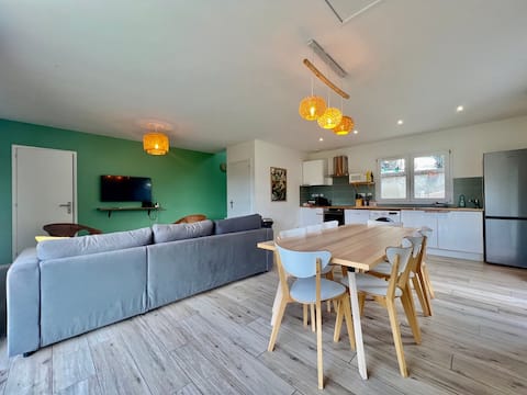 Peaceful Haven 20 Minutes from Nice