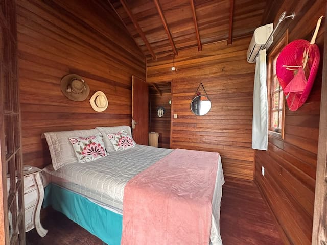 Aluguel Barra da Lagoa- Corredor Santiago Mato managed Airbnb listing 3
