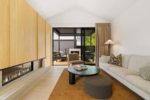 Cottonwood Villa