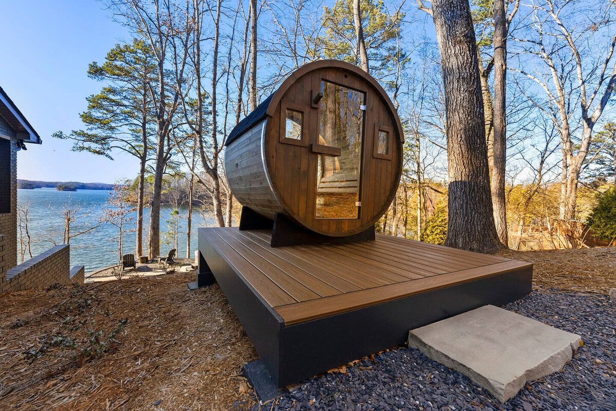 Gatsby Luxury Lake Lanier