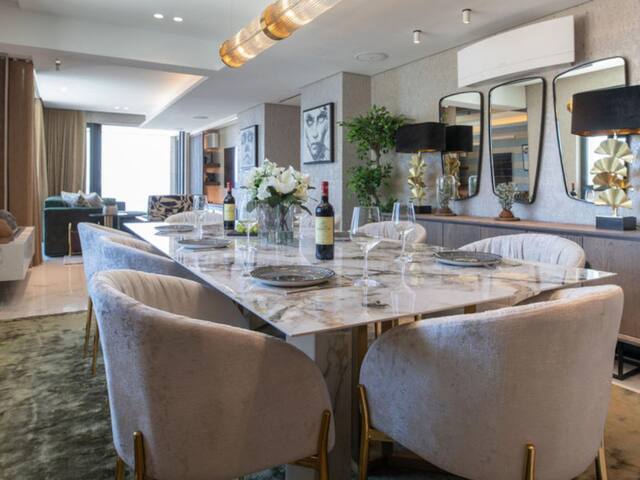 Aurum Apartment 501 gallery image 3