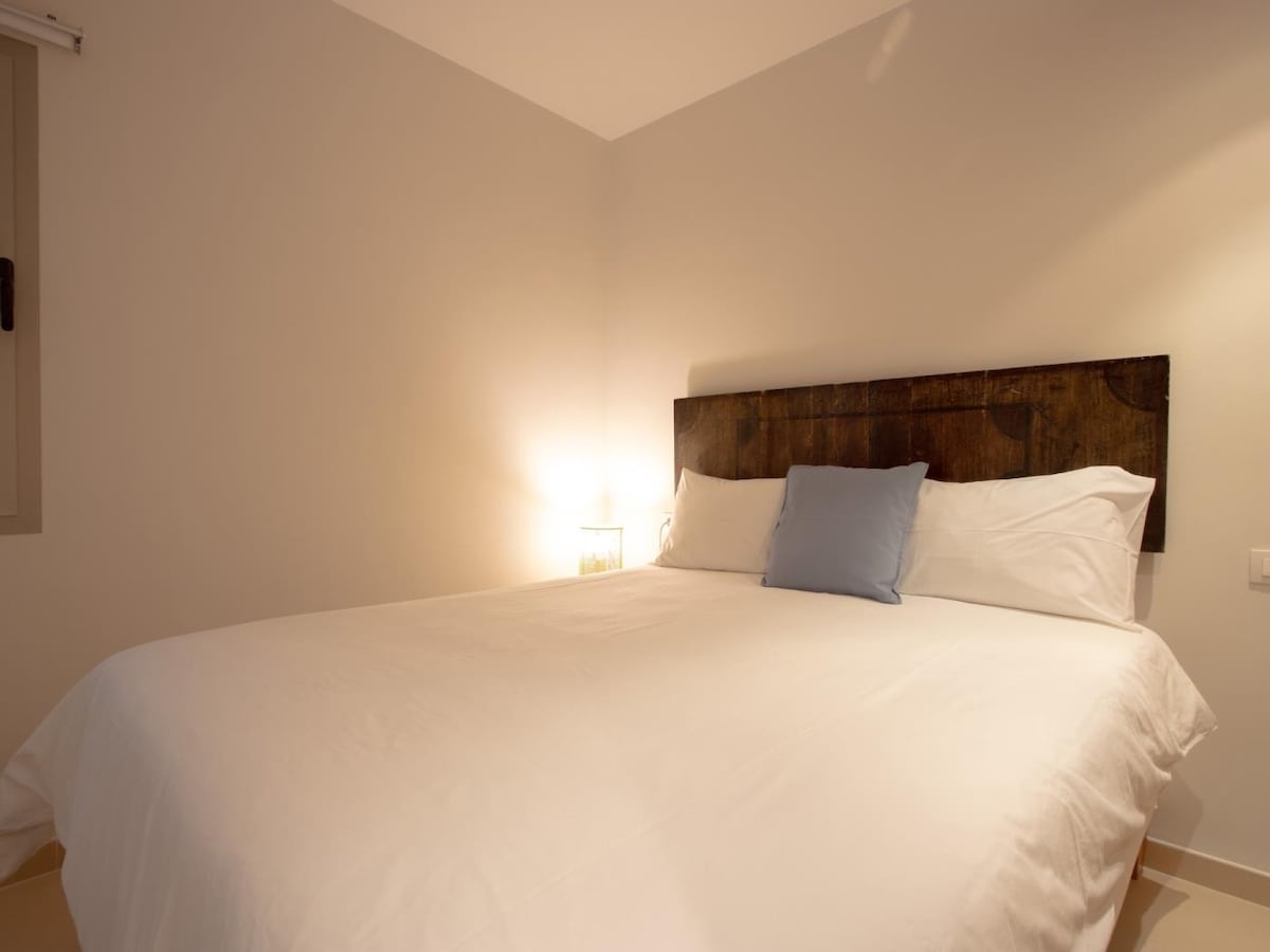 საძინებელი 1