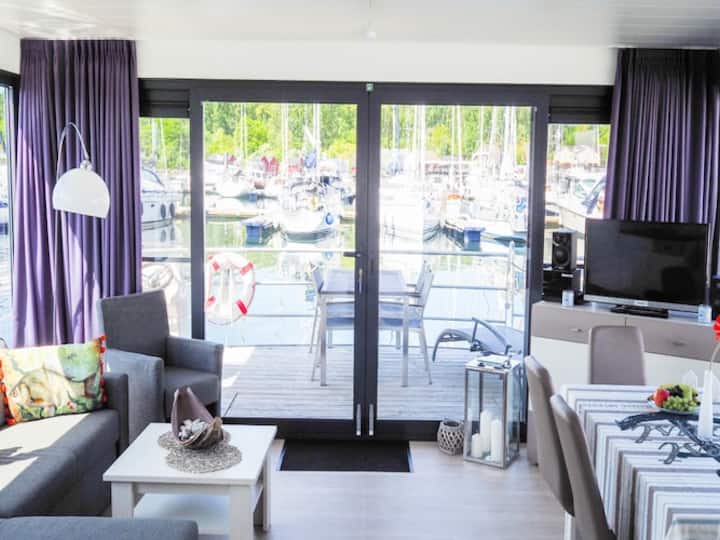 Hausboot à Boltenhagen - Boltenhagen