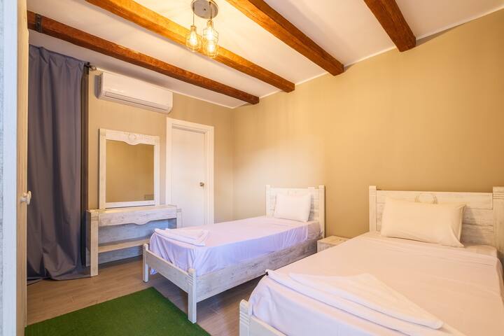 غرفة النوم 2