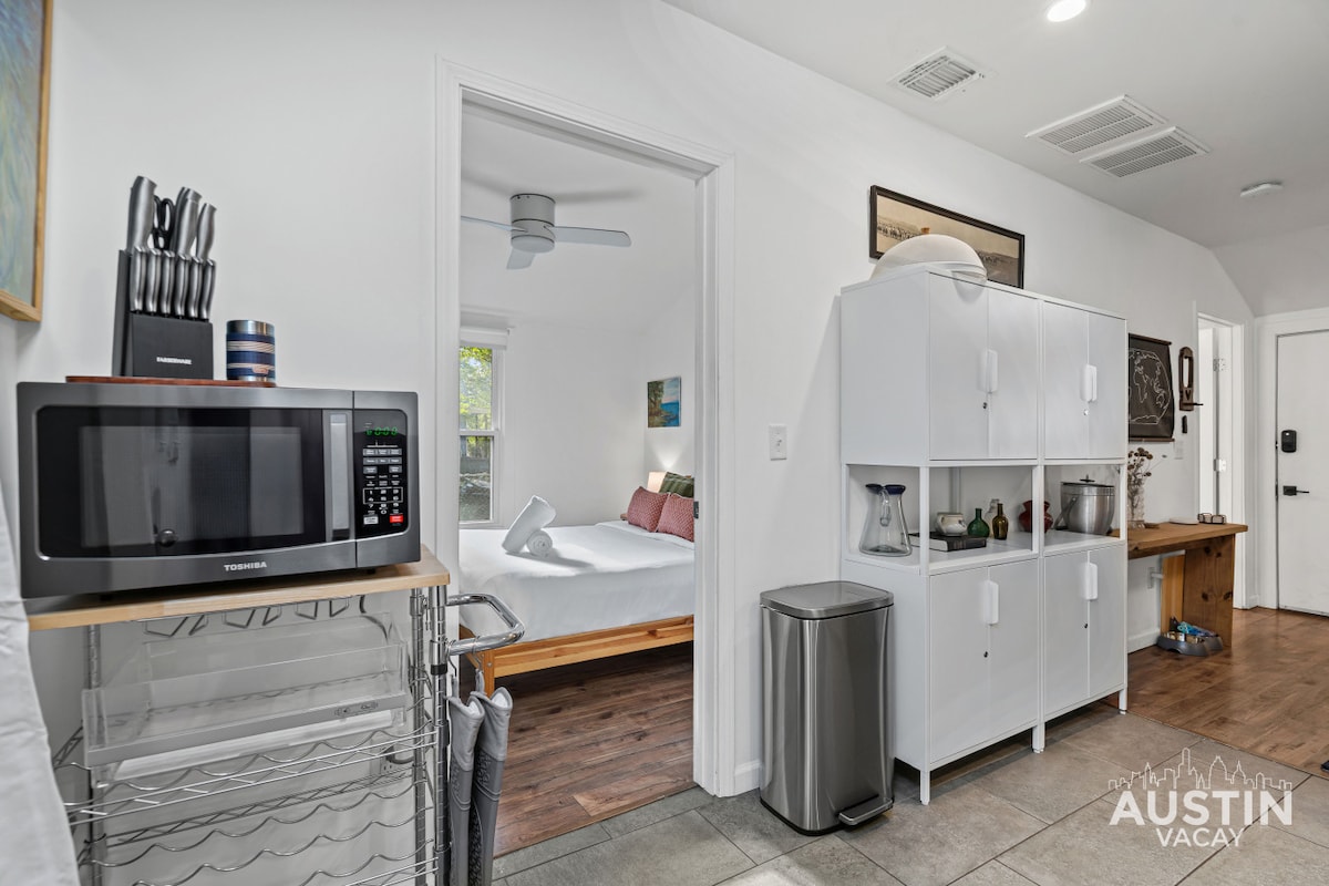 Near E. Austin w/ Parking | Dog-Friendly Bungalow