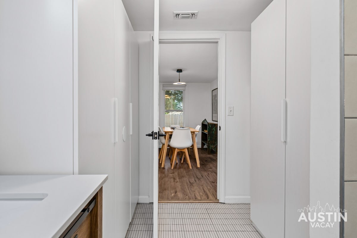 Near E. Austin w/ Parking | Dog-Friendly Bungalow