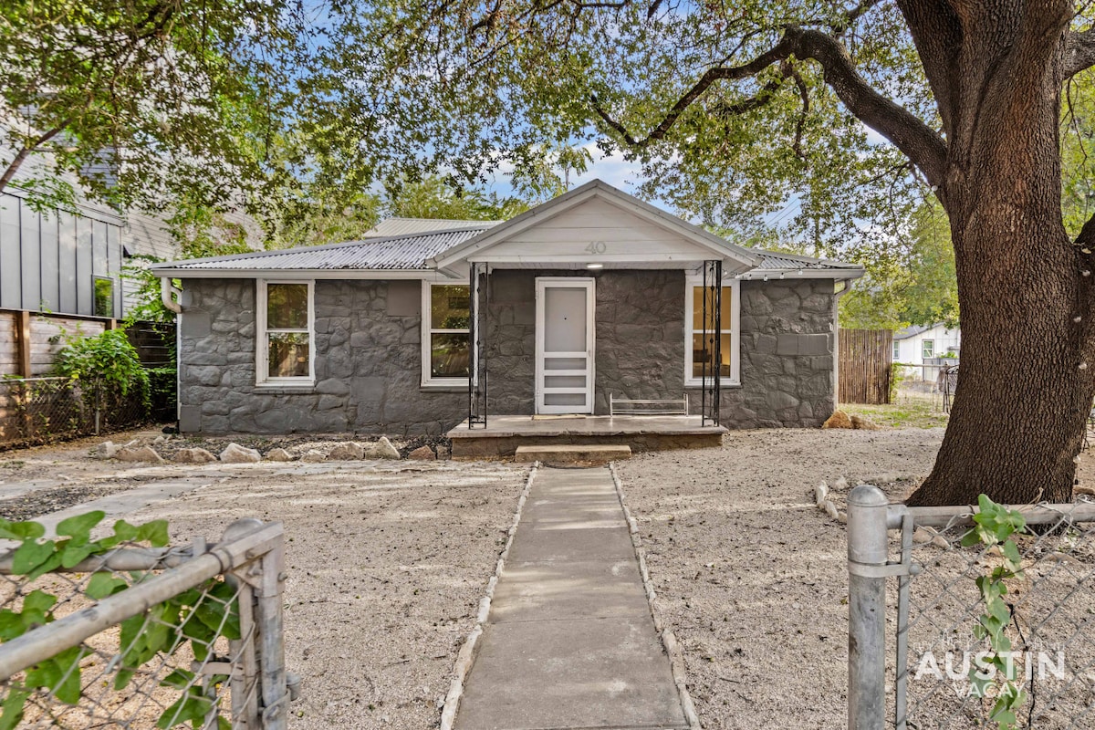 Near E. Austin w/ Parking | Dog-Friendly Bungalow