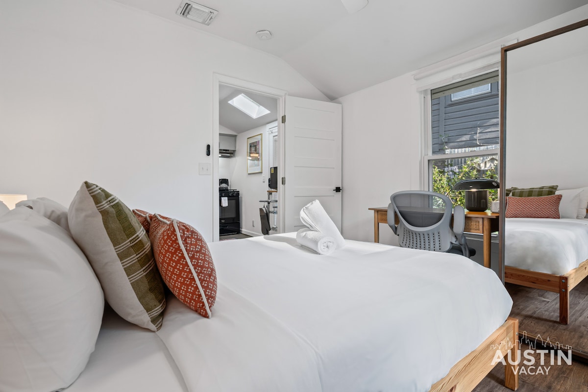Near E. Austin w/ Parking | Dog-Friendly Bungalow
