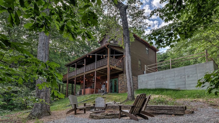 A Beary Good Life - Blue Ridge, GA