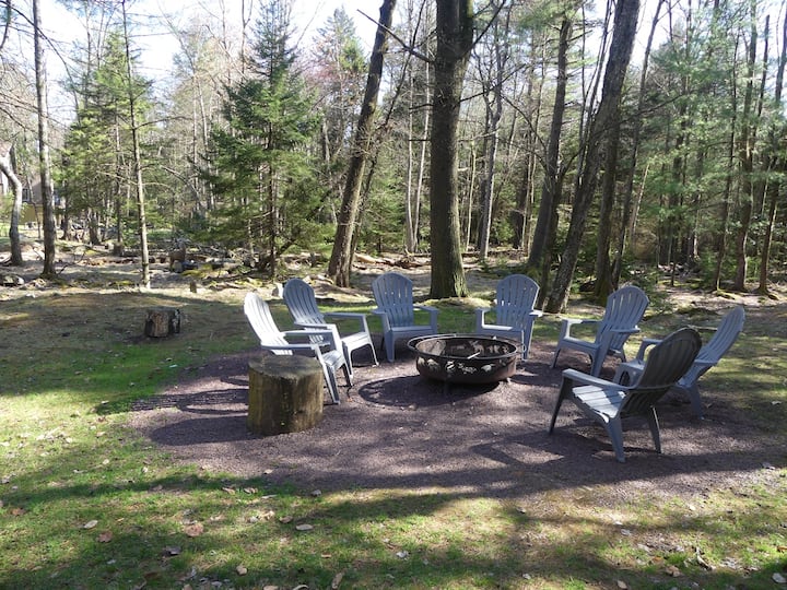 Brand New Hot Tub +4 Mins To Beach & Waterpark! - Pennsylvania