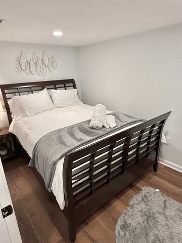 Serene Settler – Capitol Hill gallery image 5