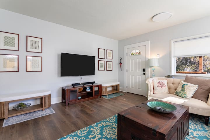 Grandmillennial-Style | UW Cap Hill | EV Charging gallery image 3