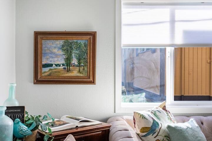 Grandmillennial-Style | UW Cap Hill | EV Charging gallery image 5