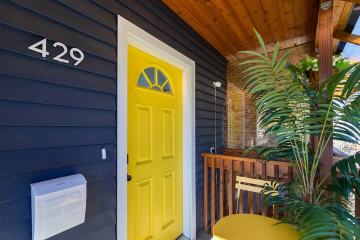 Grandmillennial-Style | UW Cap Hill | EV Charging gallery image 2