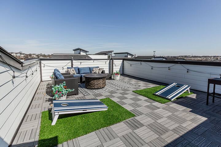 CashVille 12-Country Comfort-Sleeps 8 gallery image 5