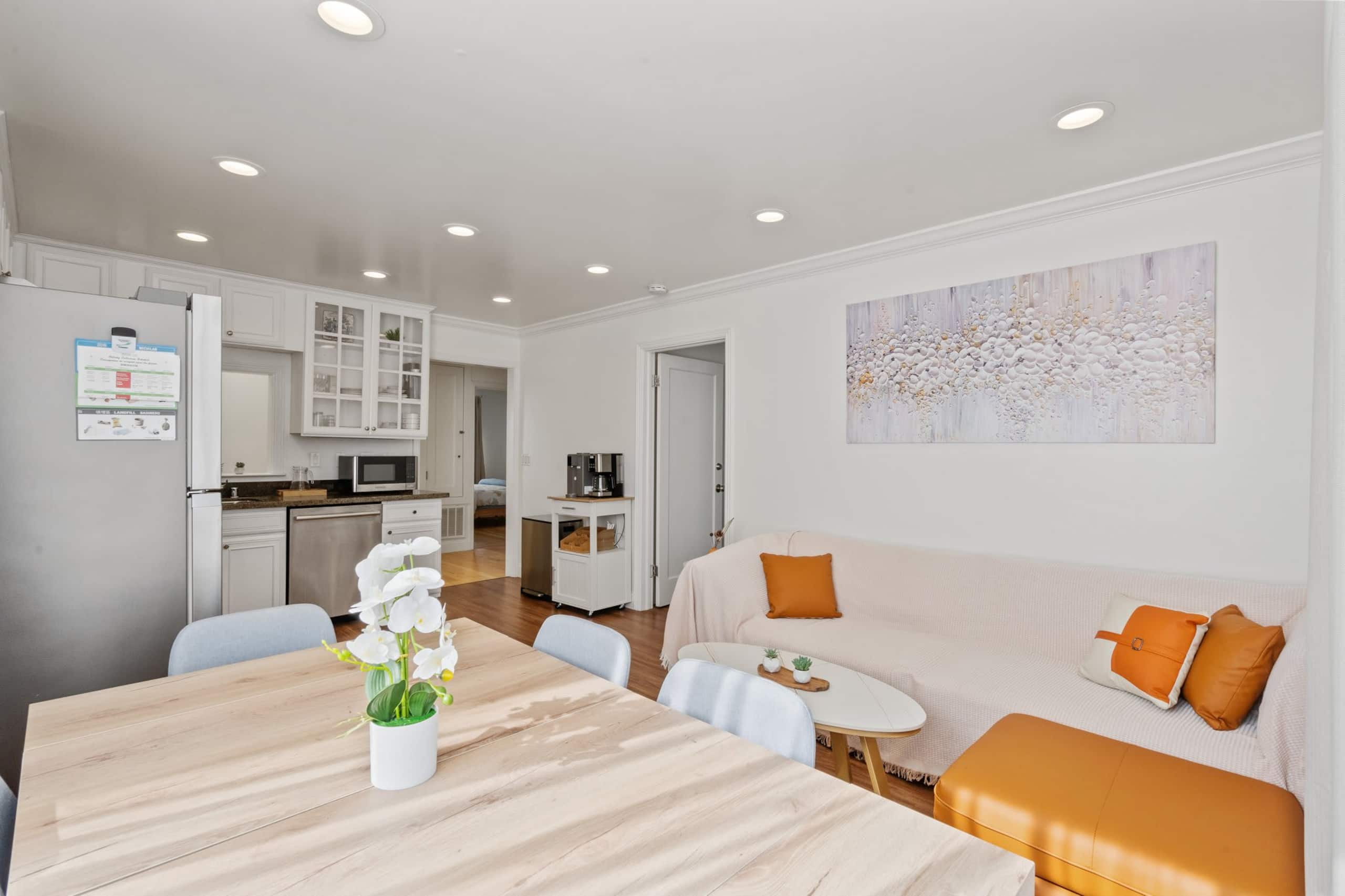 Home in San Francisco · ★4.81 · 3 bedrooms · 4 beds · 3 baths - Image 5
