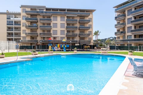 La Pineda | Parking | 2 Bathrooms | Pool | Terrace