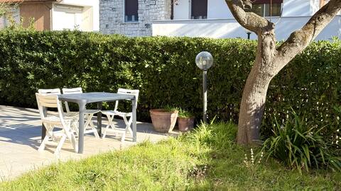 M417 - Marcelli, comfortable two-room apartment