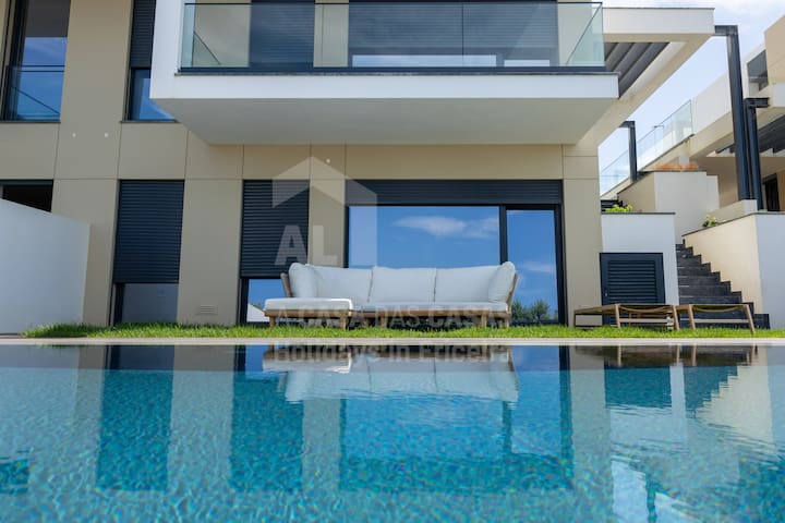 Casa Mango by ACasaDasCasas gallery image 2