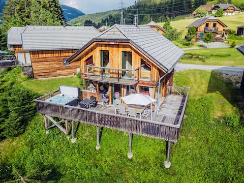 Woody 5 - with a fantastic view and whirlpool