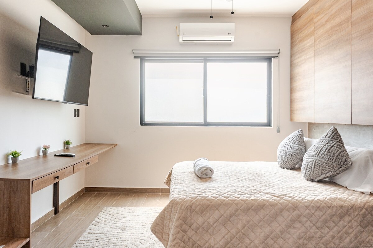 Anuncio de Airbnb popular: Modern Studio near 5th Ave with Rooftop Pool en Infonavit Colosio