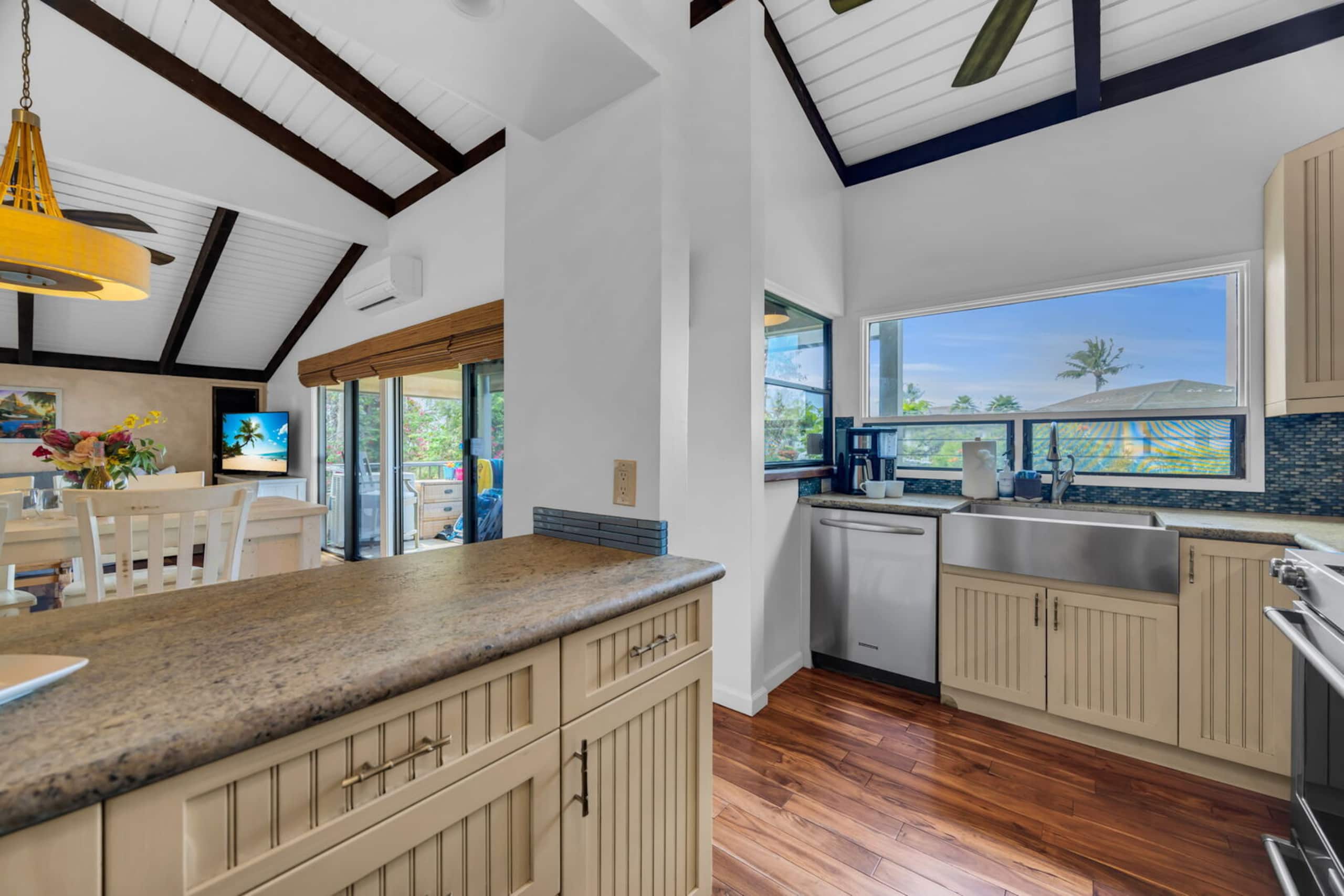 Condo in Kihei · ★5.0 · 2 bedrooms · 4 beds · 2 private baths - Image 21
