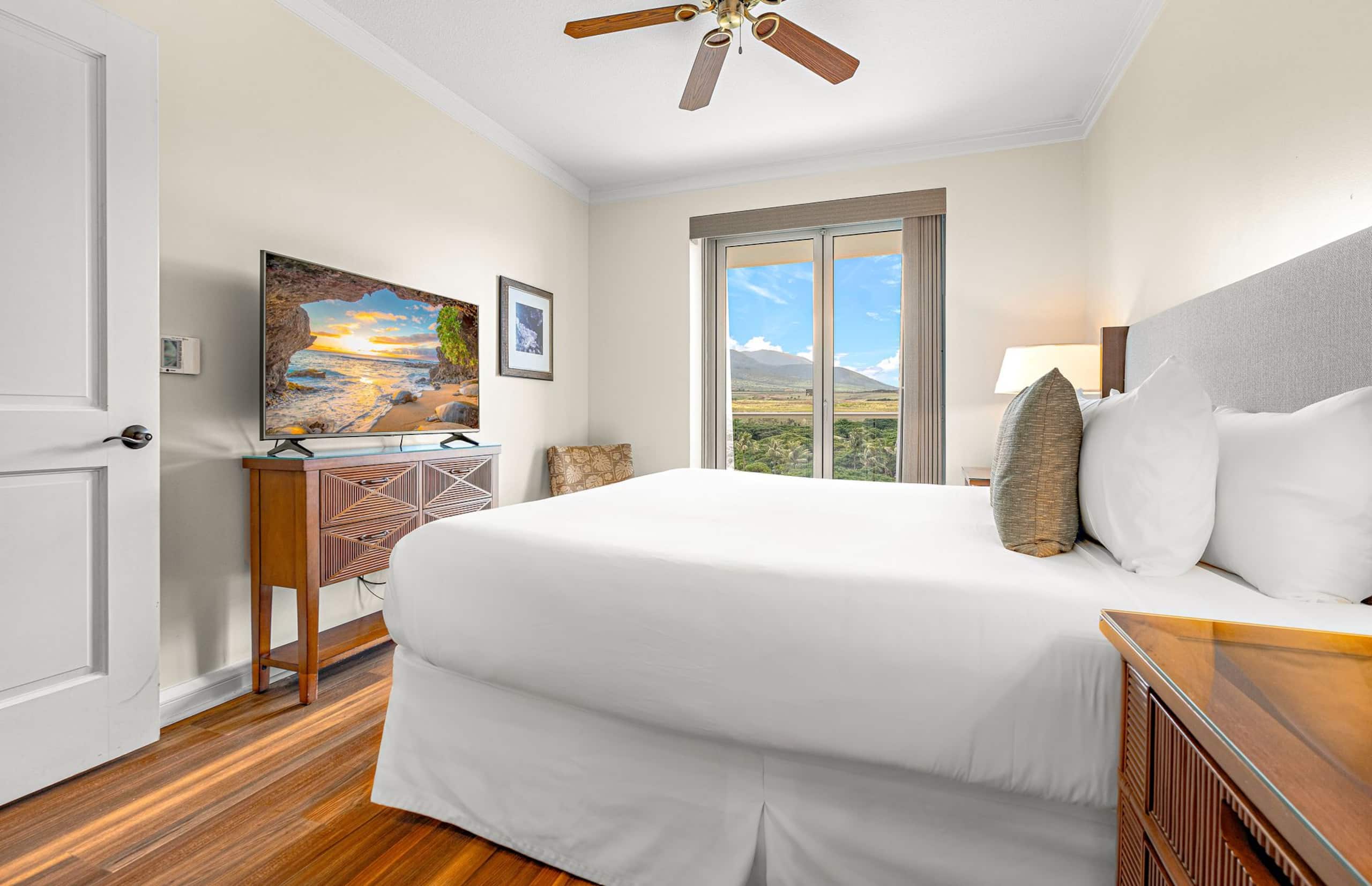 Condo in Lahaina · ★4.93 · 2 bedrooms · 3 beds · 1 bath - Image 20