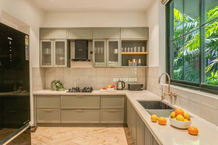 Rooms: Kitchen