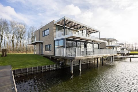 Hello Zeeland - Water villa Veerse Wende | Fenced