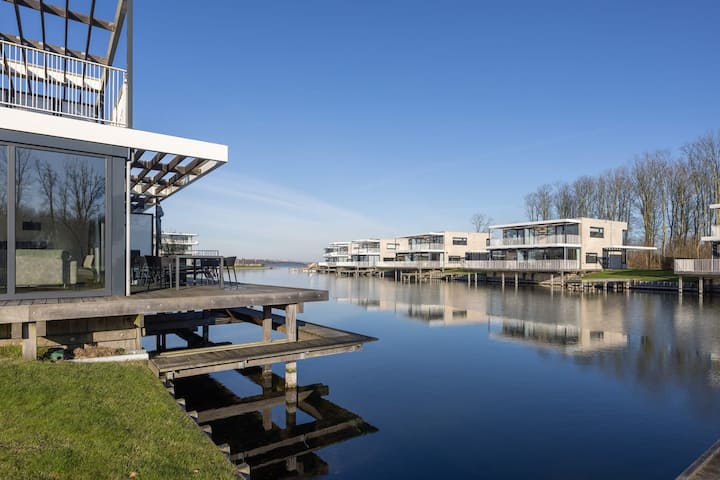 Villa On The Veerse Meer In Arnemuiden - Kamperland
